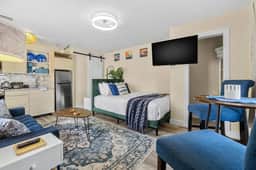 Visit the newly renovated Covare Suites in St Pete Beach! 2 Blocks to Upham Beach Access! - Image 2