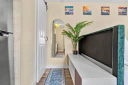 Visit the newly renovated Covare Suites in St Pete Beach! 2 Blocks to Upham Beach Access! - Image 5