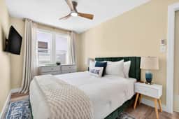 Visit the newly renovated Covare Suites in St Pete Beach! 2 Blocks to Upham Beach Access! - Image 4