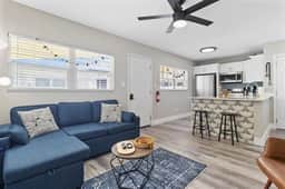 Sala Suites in St Pete Beach! 2/2 Just 2 Blocks to Beach Access & Walkable to Restaurants and Nightlife! - Image 3