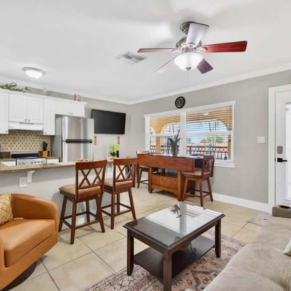 Coconut Villa Suite 2 - Image 1