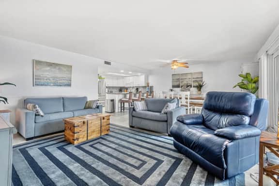Escape the Winter at the Beach Oasis in Indian Shores! Heated Pool, Steps to the Beach! - Image 5