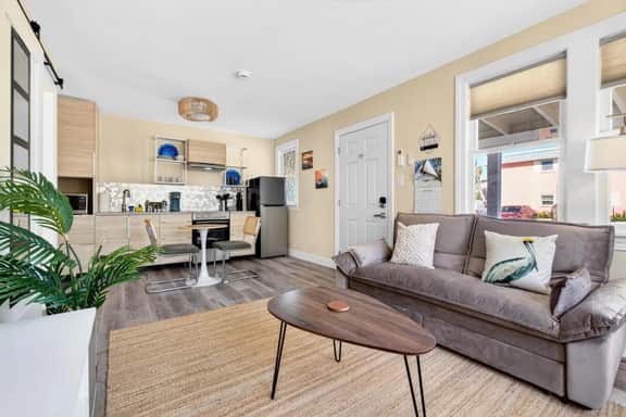 Covare Suite 1 - Image 2