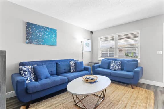Escape Winter! Across from Beach Access! - Suite 52 - Image 5