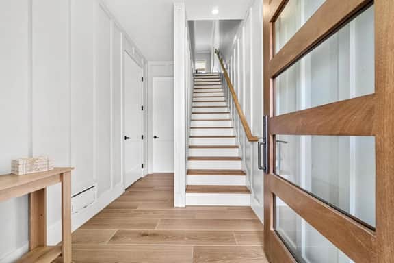Luxury New Madeira Beach Townhome! Steps to Beach! - Image 4