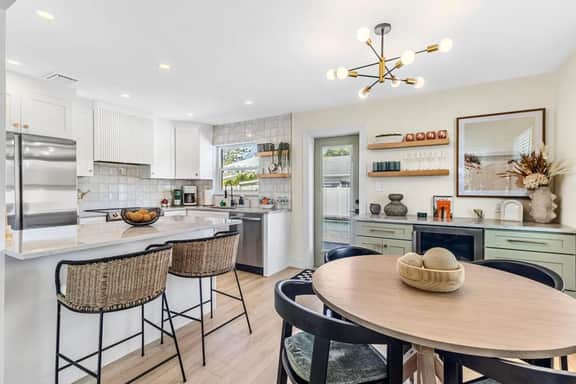 Perfect Family Getaway with Pool in Madeira Beach! 1 Block to Beach Access and Restaurants! - Image 5