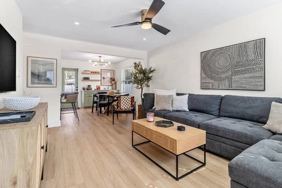 Perfect Family Getaway with Pool in Madeira Beach! 1 Block to Beach Access and Restaurants! - Image 1